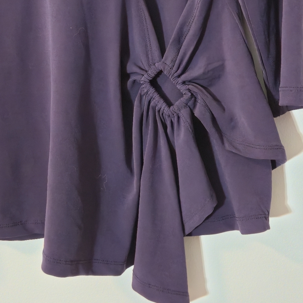 Reitmans XL Deep Plum Wrap Top Geometric Ring Accent 80s Style Minimalist Chic - Picture 4 of 13